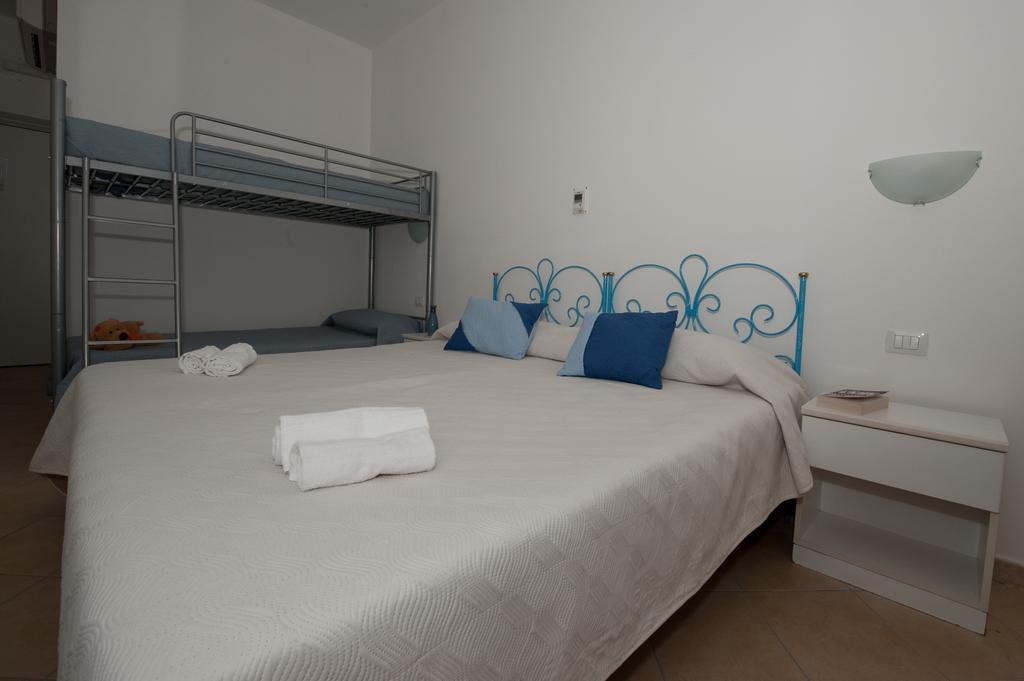 Muma Hostel Sant'Antioco Bagian luar foto